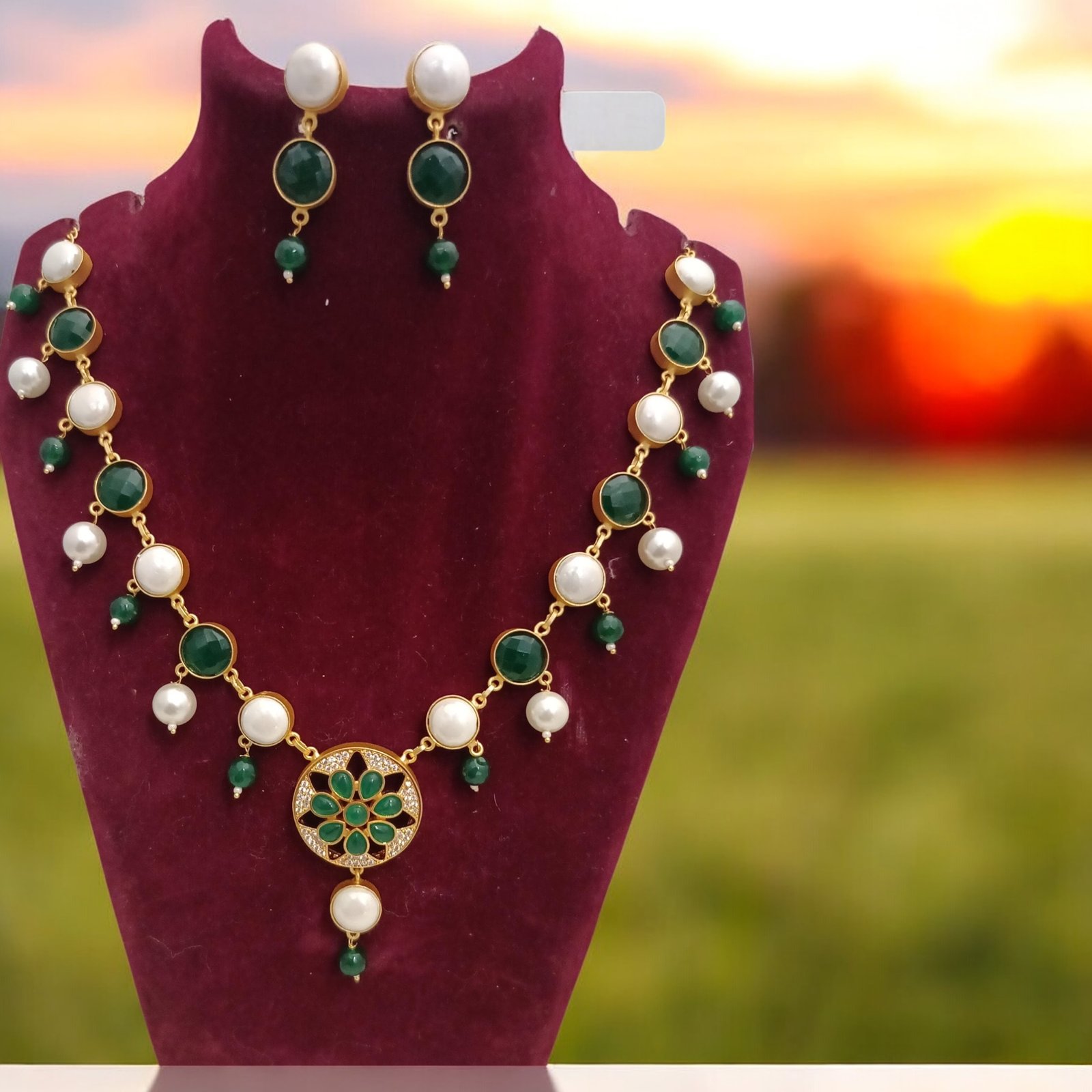 18 Carat - Authentic Stones - Image 7