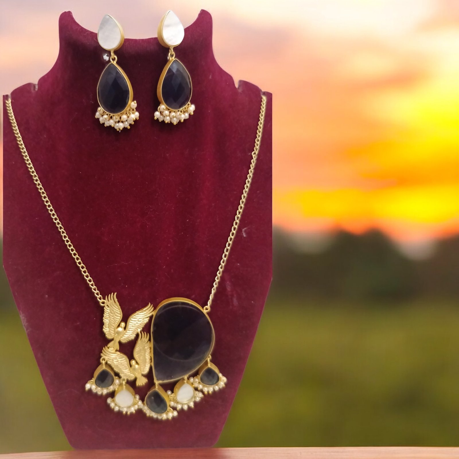 18 Carat - Authentic Stones - Image 8